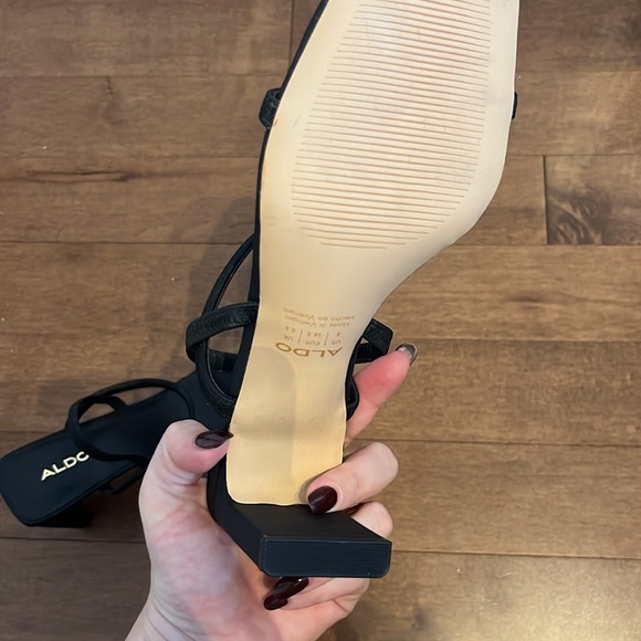 Aldo Okurra Black Strappy Sandals Size 8 - Picture 8 of 14